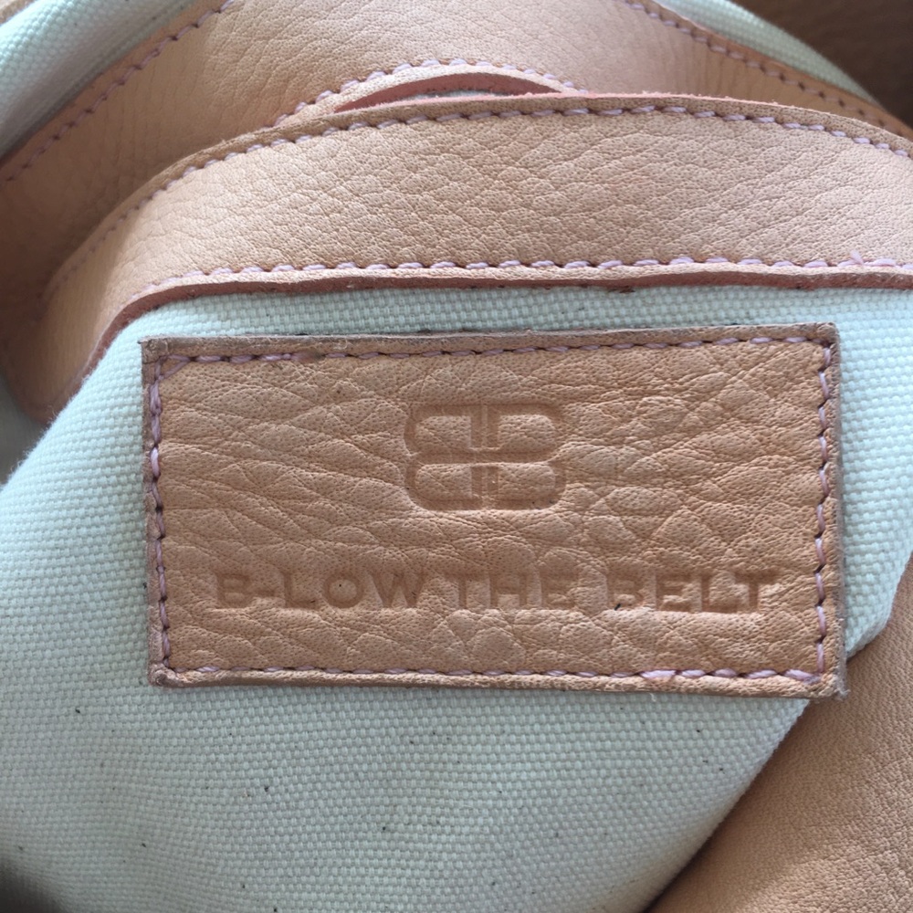 B-low the Belt Leather Hobo Bag - Peach Pink - Picture 5 of 6